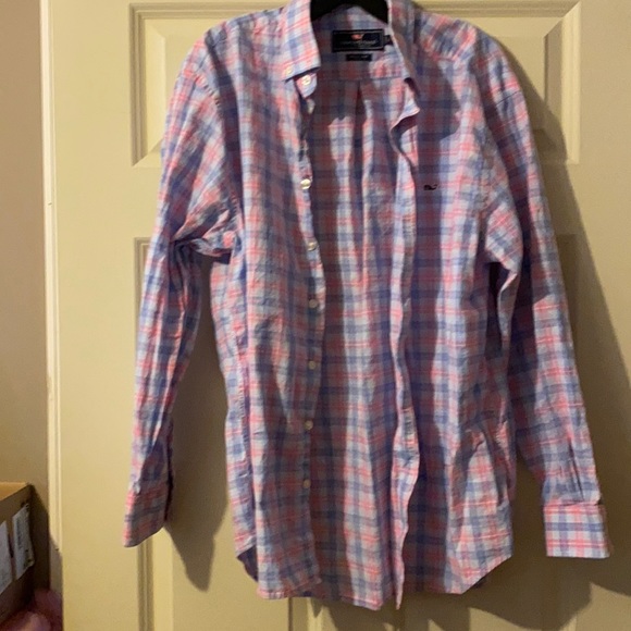 Vineyard Vines button down - Picture 1 of 7